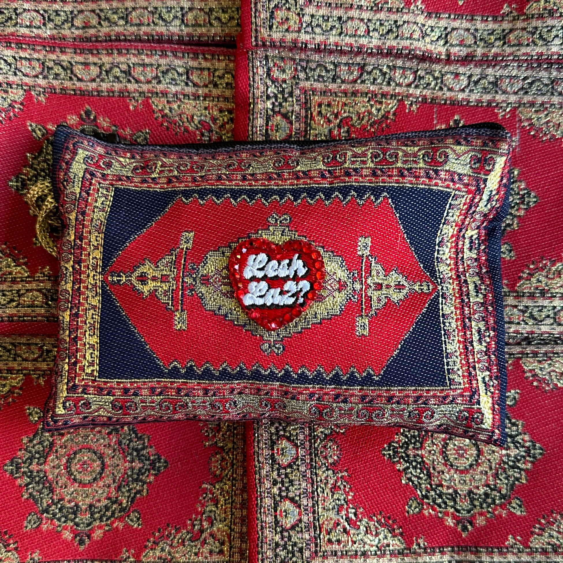 Lesh La2? Bedazzled Heart Pouch